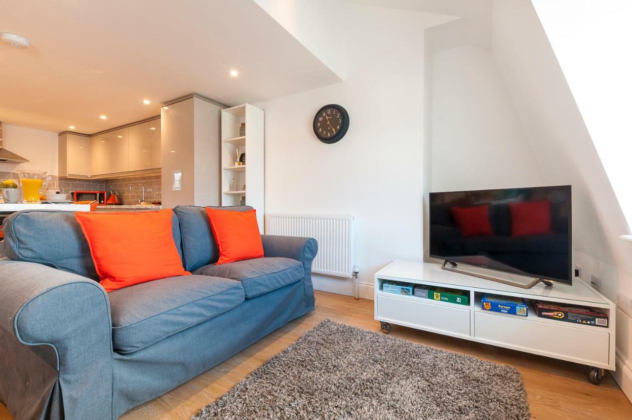 Pure B - Exceptional Views Of Tamar & Royal William Yard With Free Parking & Wifi Apartment Плимът Екстериор снимка